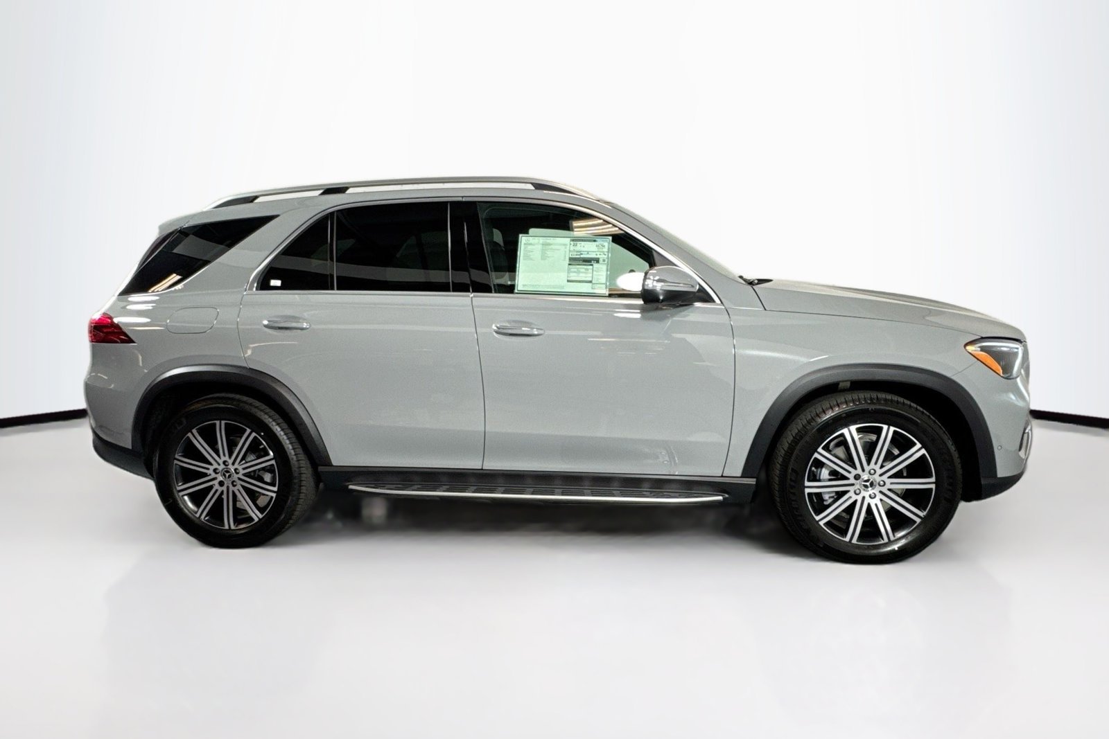 New 2026 MANUFAKTUR Alpine Grey Mercedes-Benz GLE 350 image 4