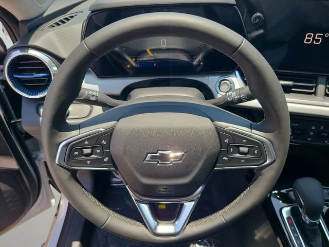 New 2026 Summit White Chevrolet LT image 27