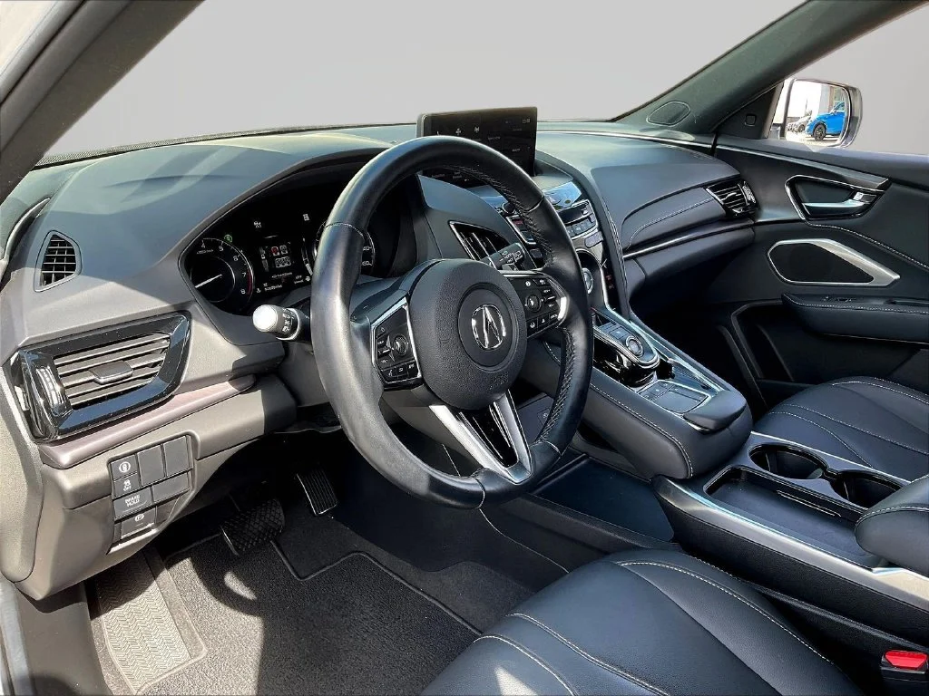 Certified Used 2025 Platinum White Pearl Acura Base image 17