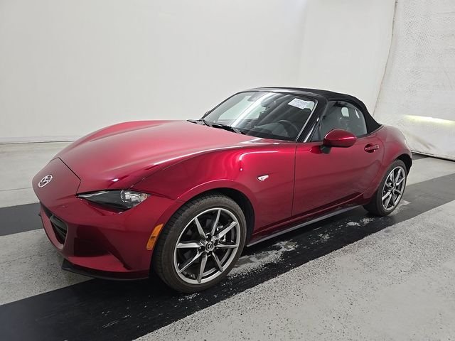 2023 Mazda MX-5 Miata Grand Touring's photo