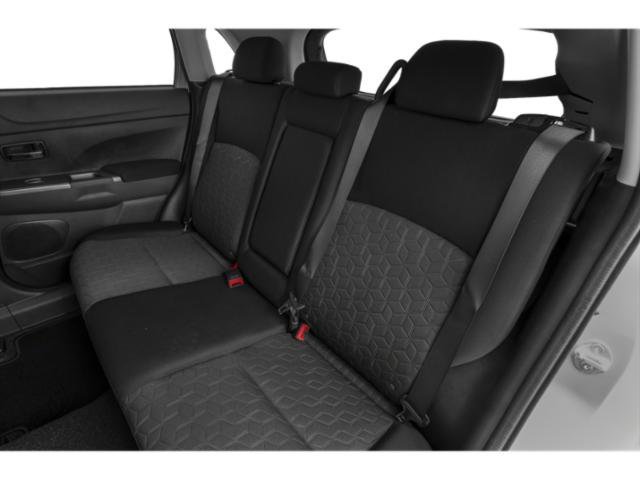 Used 2023  Mitsubishi  image 13