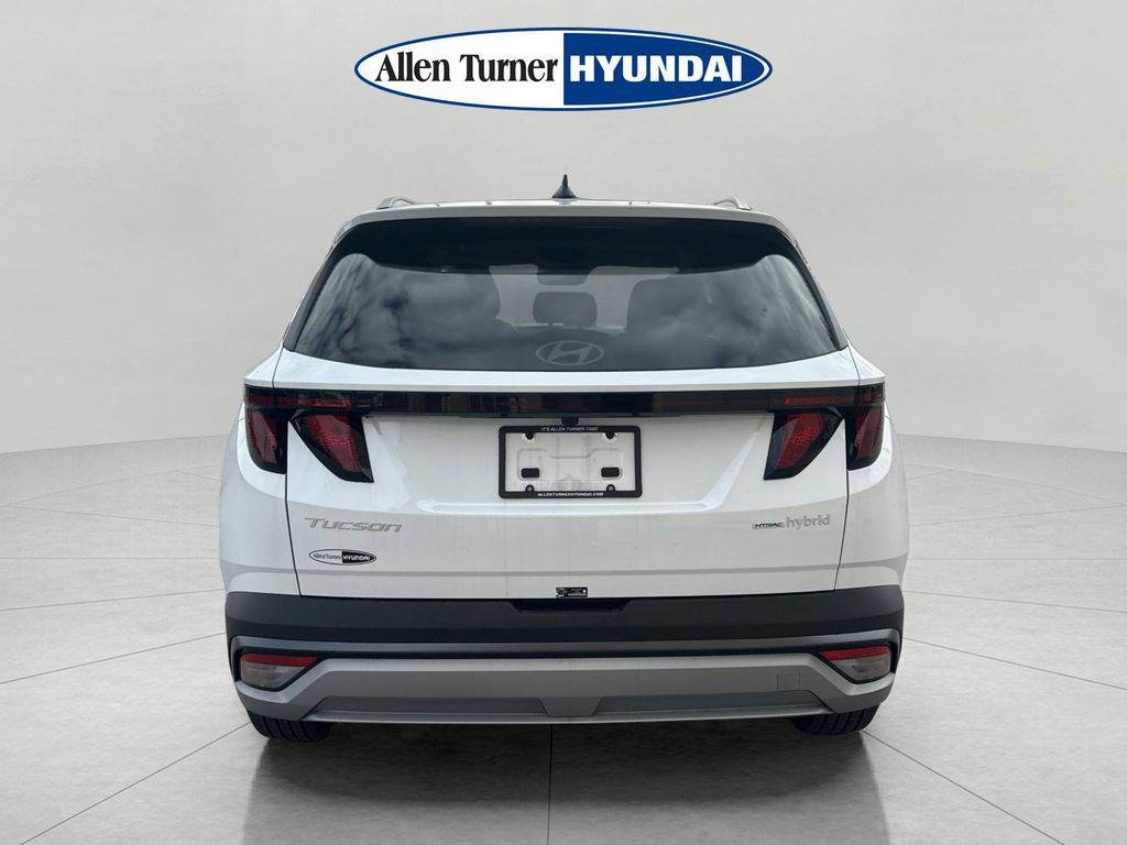 New 2026 Creamy White Pearl Hyundai SEL AWD image 7