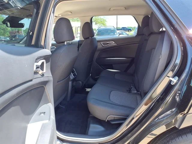 Used 2024 Fusion Black Kia LX image 17