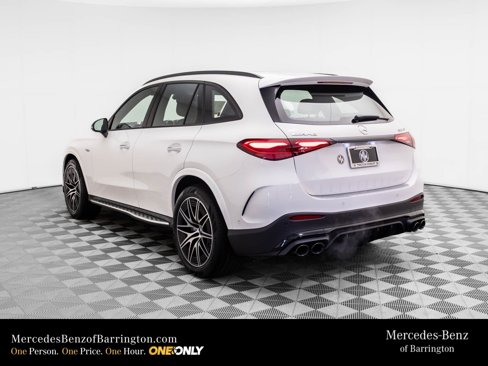 New 2026 Polar White Mercedes-Benz GLC 43 AMG® image 3