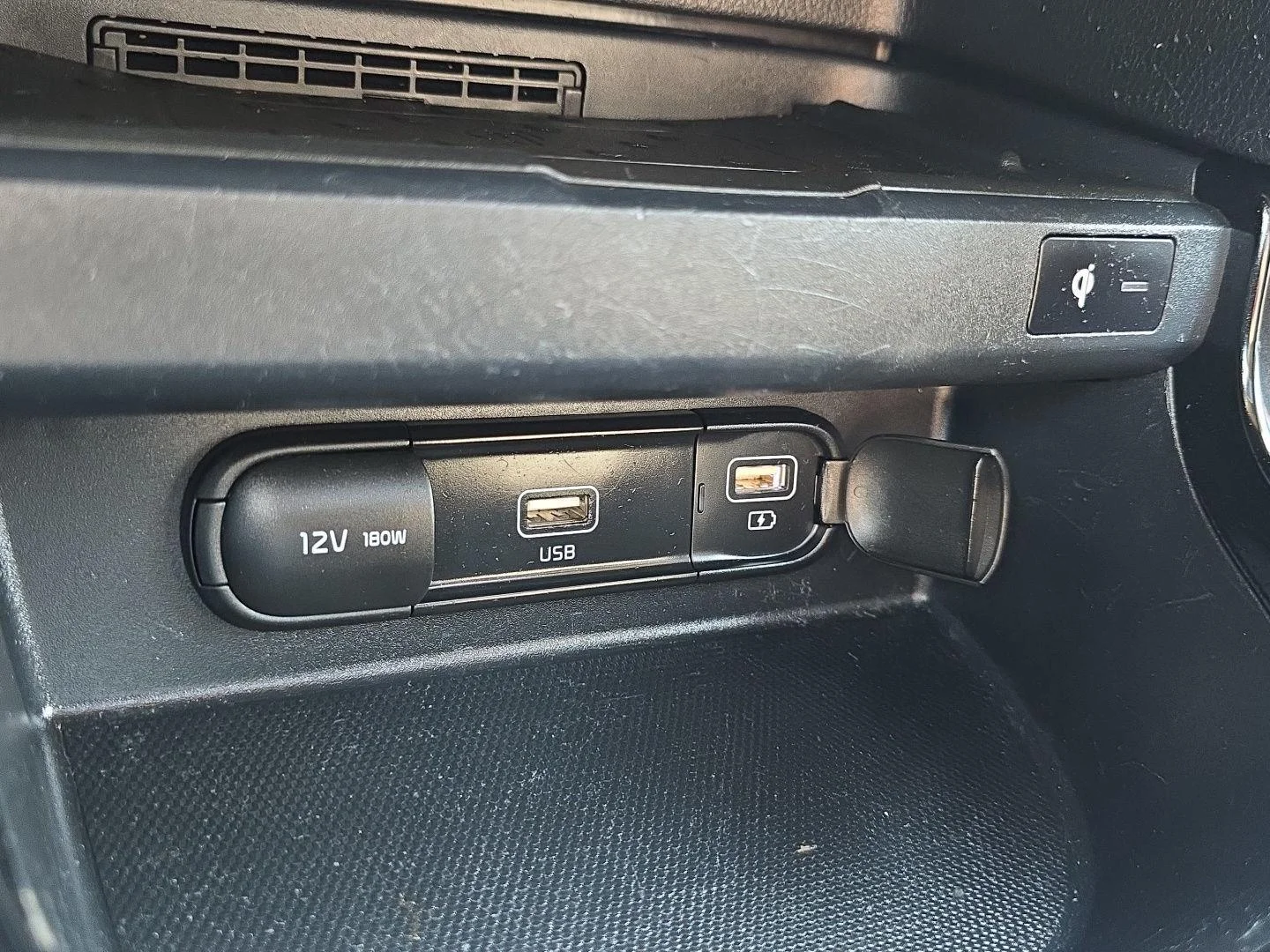Used 2021 Steel Gray Kia SX Turbo image 22