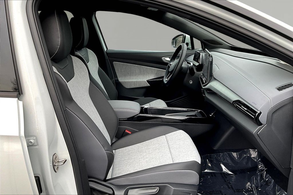 New 2026 White Volkswagen Pro image 25