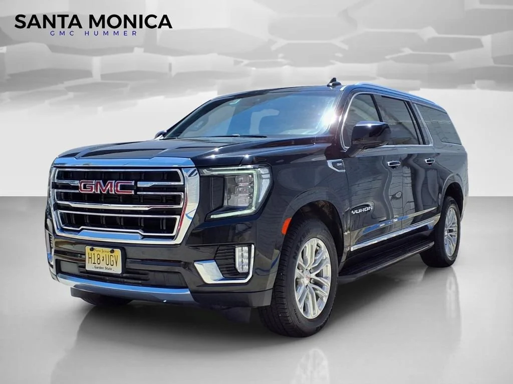 2024 GMC Yukon 4WD SLT's photo