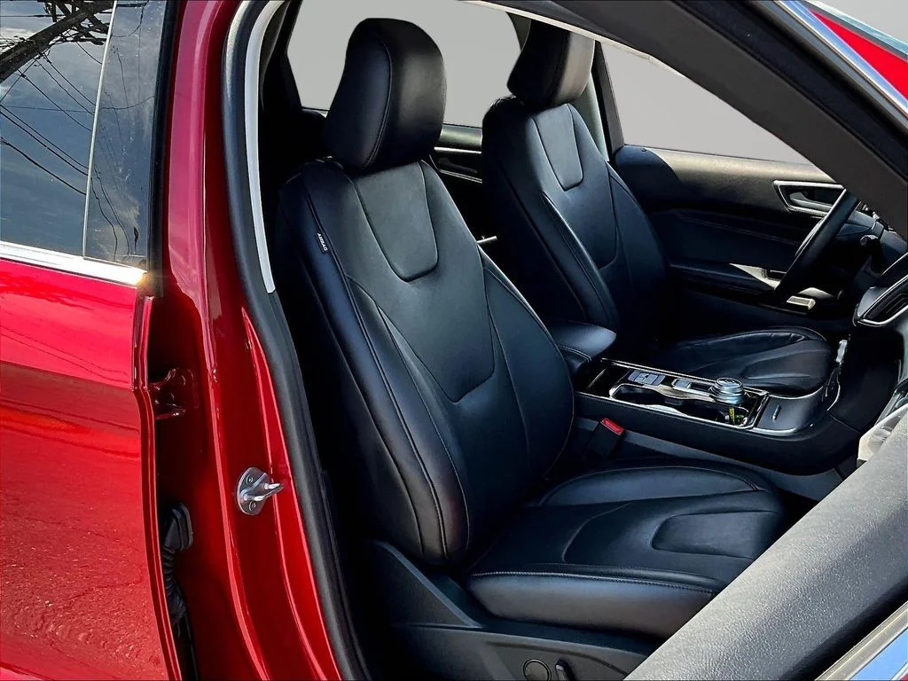 Used 2020 Red Ford Titanium image 29