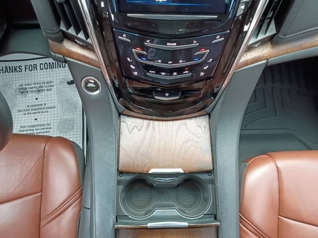 Used 2017 CRYSTAL WHITE TRICOAT Cadillac Premium Luxury image 3