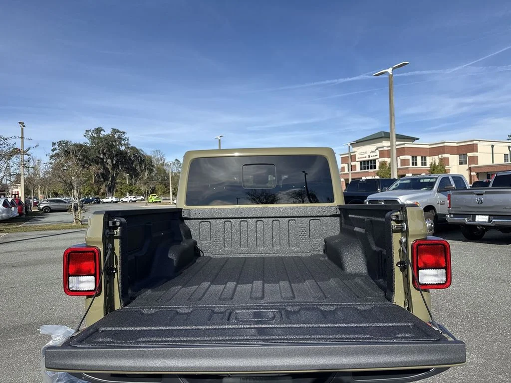 2025 Jeep Gladiator Sport S - Photo 31
