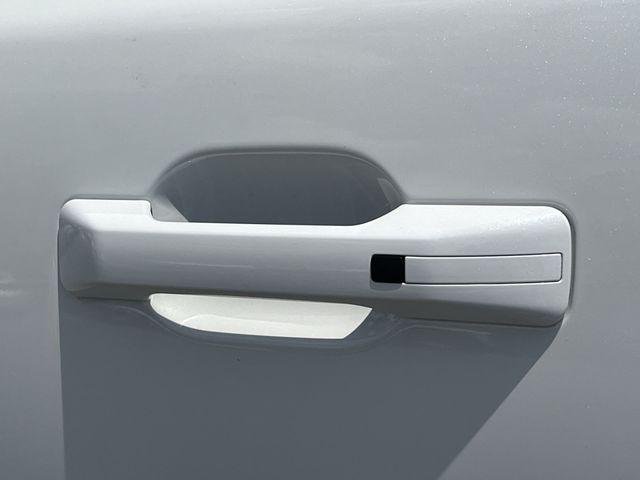 New 2026 White Hyundai Blue SEL 8P image 39