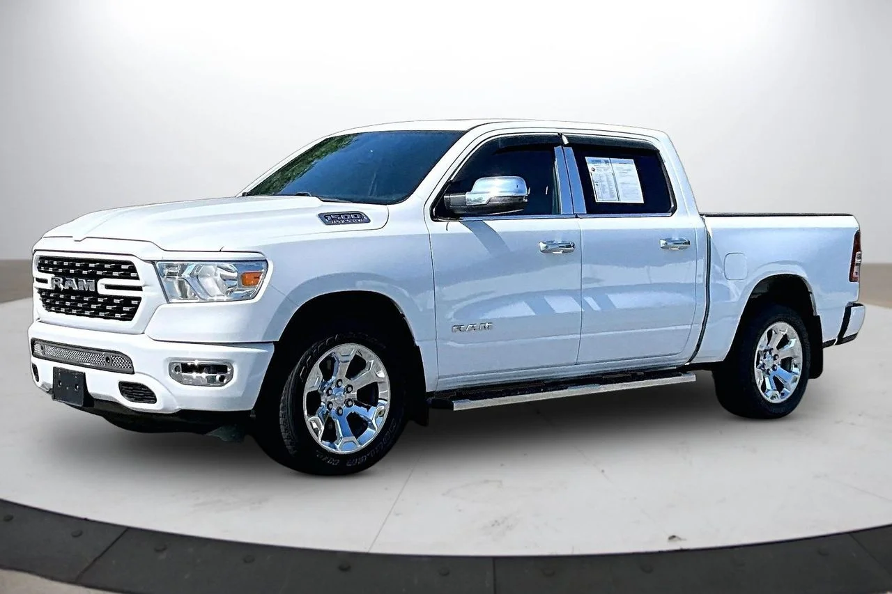 Used 2023 White Ram Big Horn/Lone Star image 4