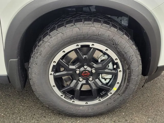 New 2026 Everest White Pearl TriCoat Nissan Rock Creek® image 12