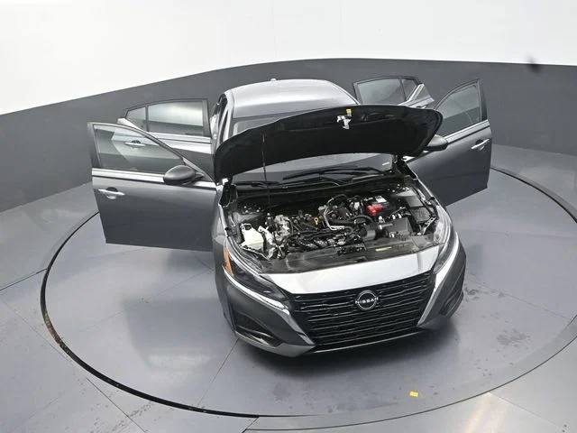 Used 2024 Gray Nissan 2.5 SV image 30
