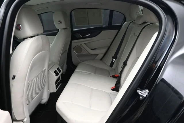 Used 2020 Black Jaguar S image 11