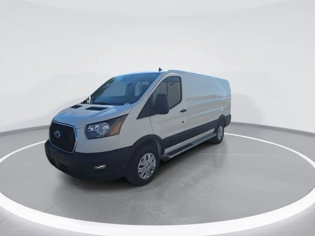 Used 2025 White Ford Base image 4