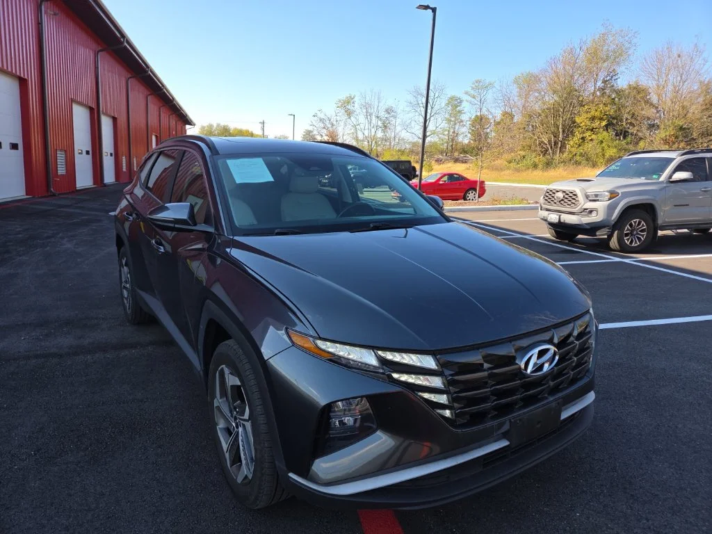 Used 2024 Gray Hyundai SEL image 1