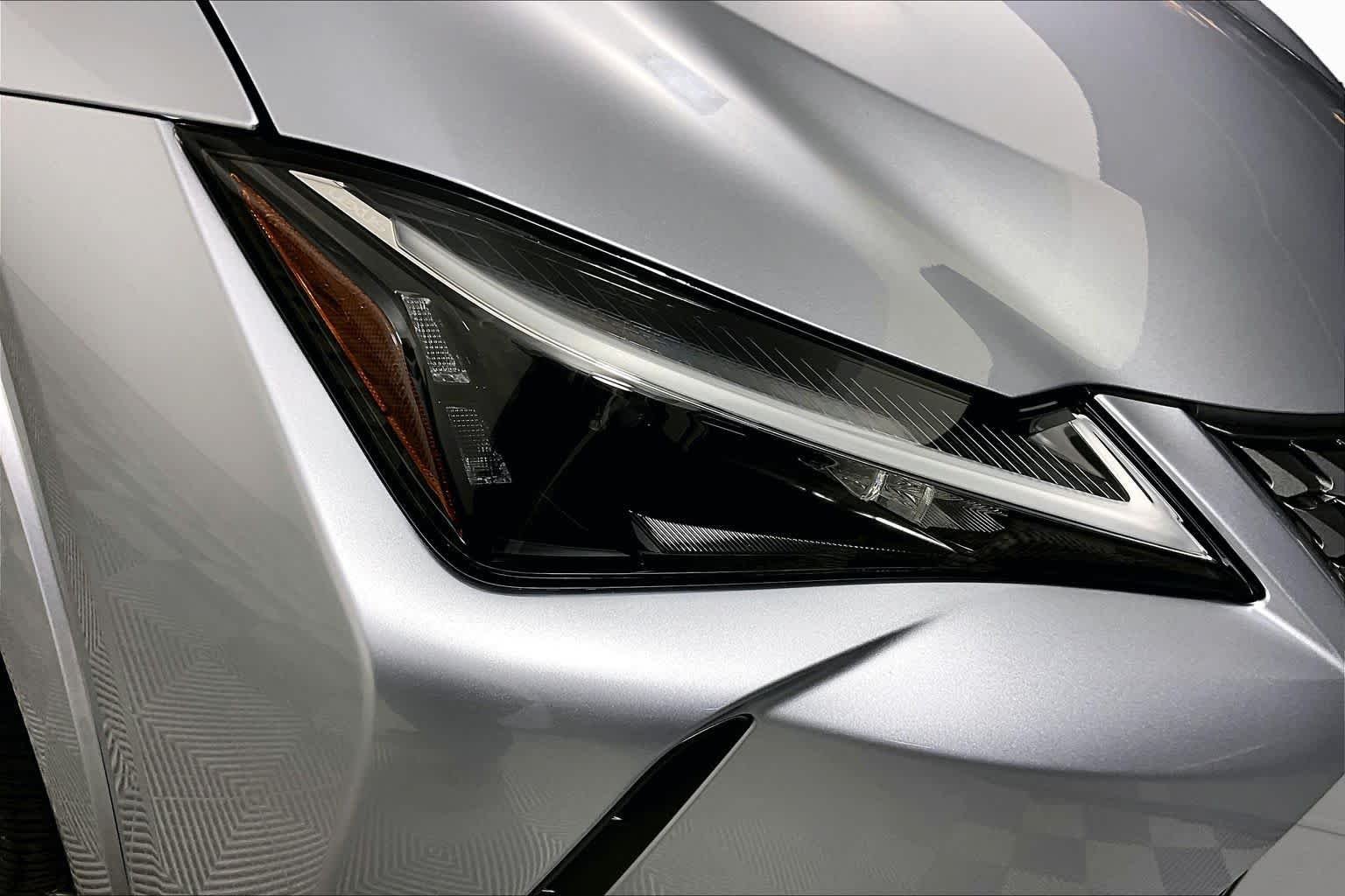 Used 2025 Iridium Lexus Premium image 26
