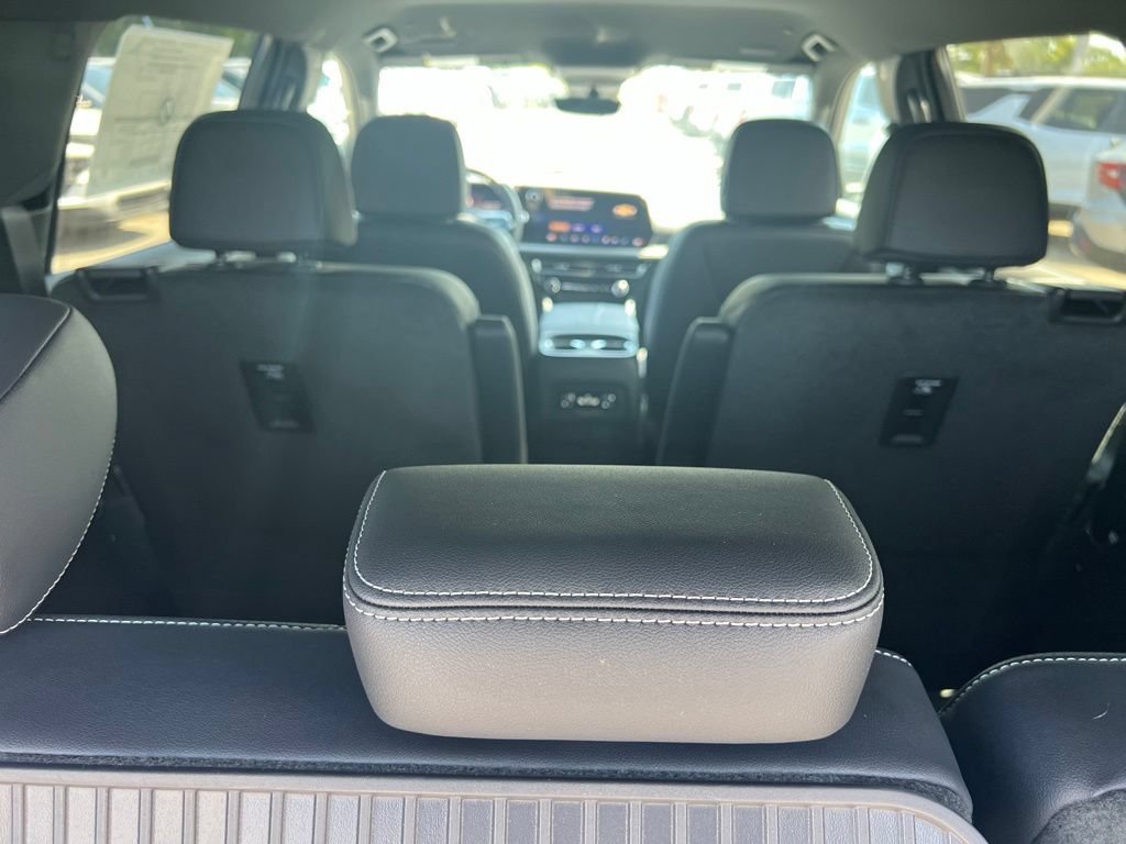 2026 Chevrolet Traverse LT - Photo 13