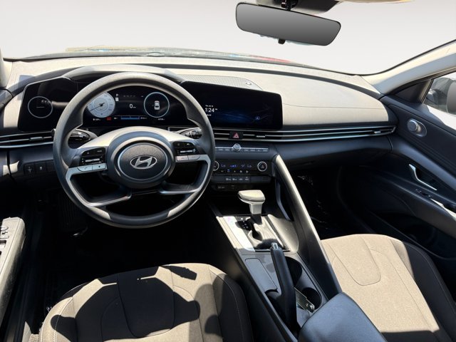 Used 2024 Gray Hyundai SEL image 15