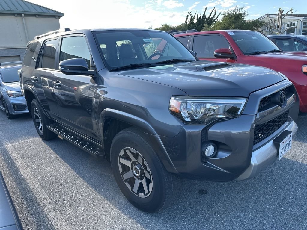 2019 Toyota 4Runner TRD Off-Road Premium photo 3