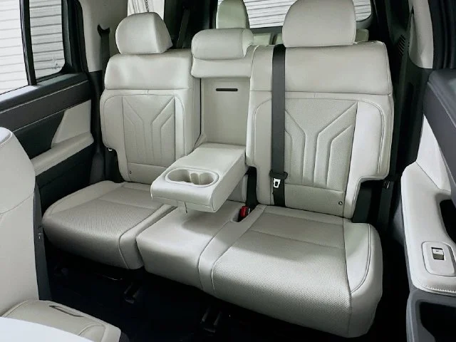 New 2026 Hyundai SANTA FE HYBRID SEL