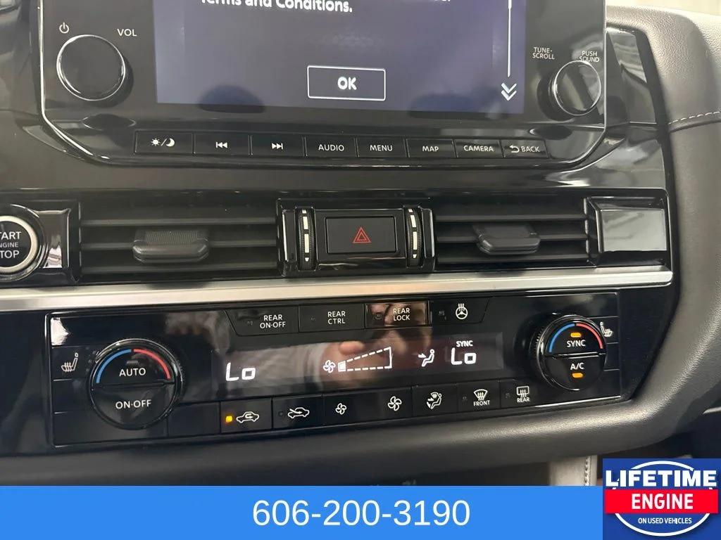 Used 2024 Black Nissan SL image 20