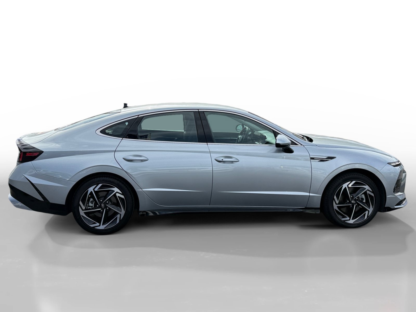 Certified Used 2026 Silver Hyundai SEL Sport image 6