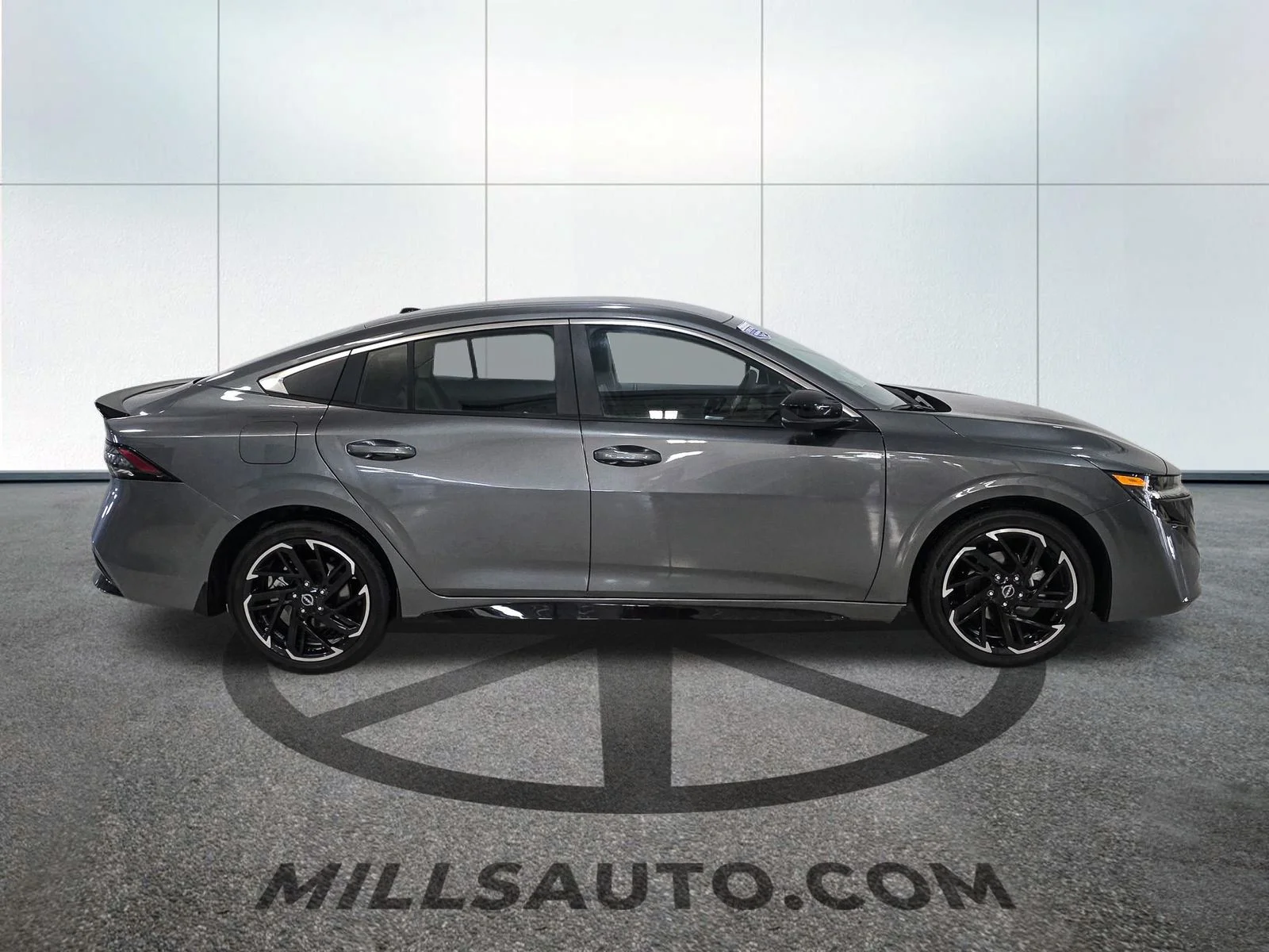 New 2026 Gray Nissan SR image 9