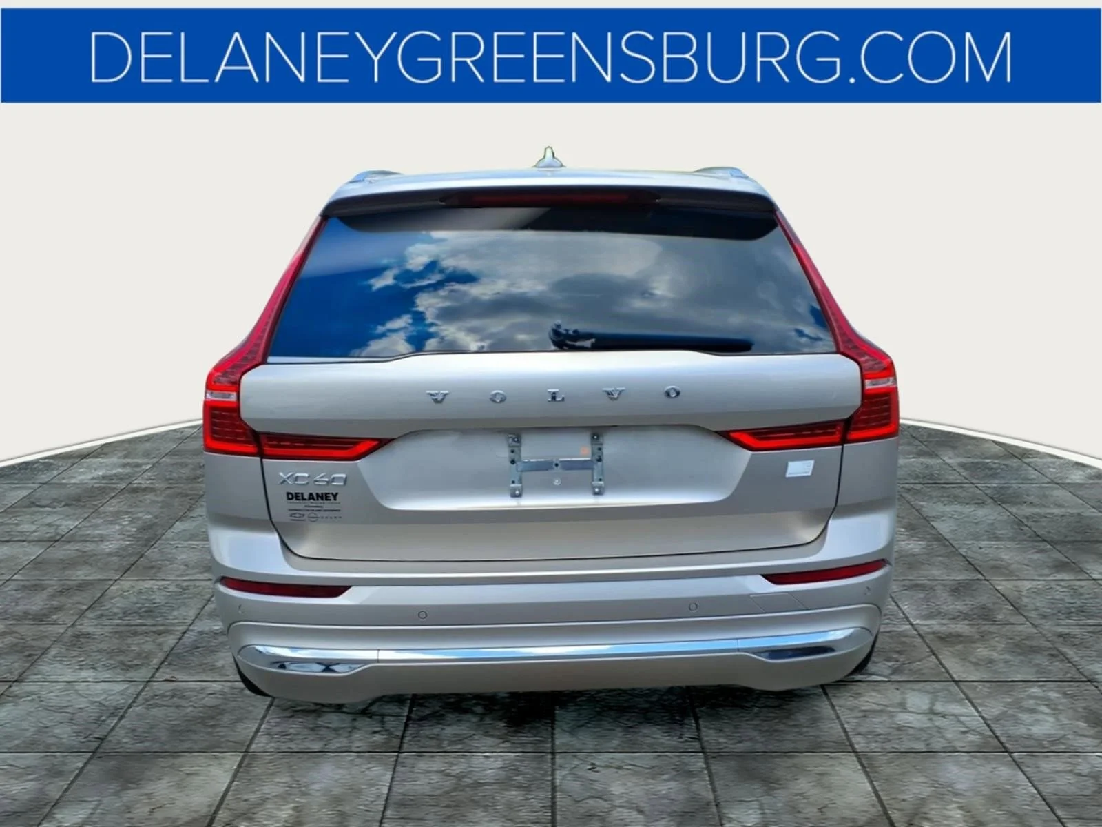 Used 2023 Bright Dusk Metallic Volvo T8 Plus Bright Theme image 4