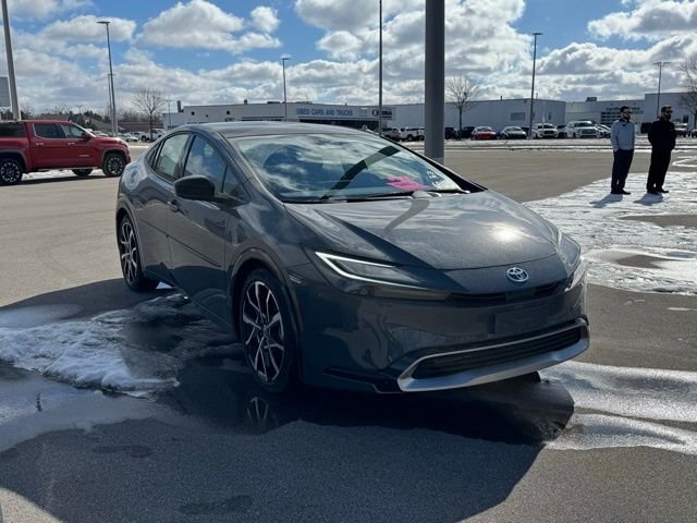 2026 Toyota Prius Plug-in Hybrid XSE Premium - Photo 8