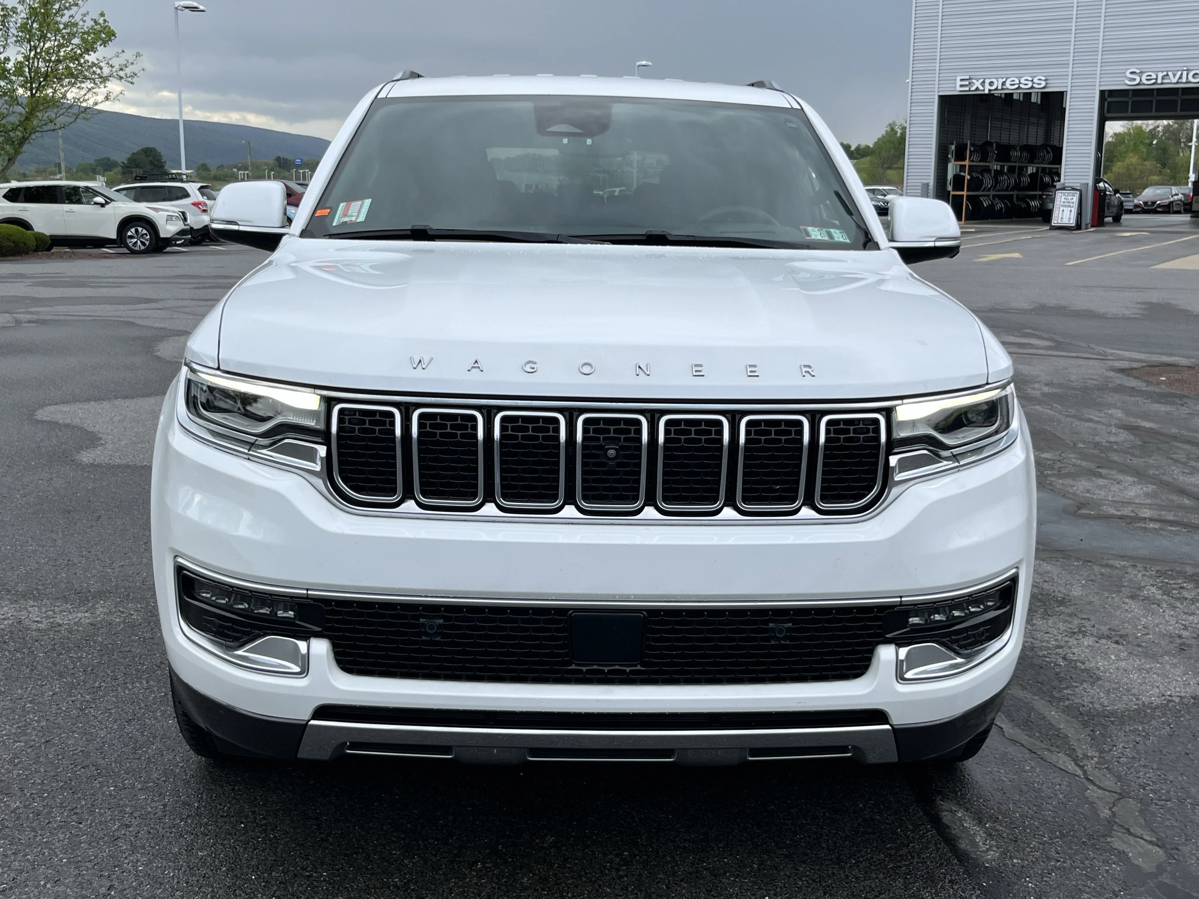 Used 2022 Bright White Clearcoat Jeep Series III image 13