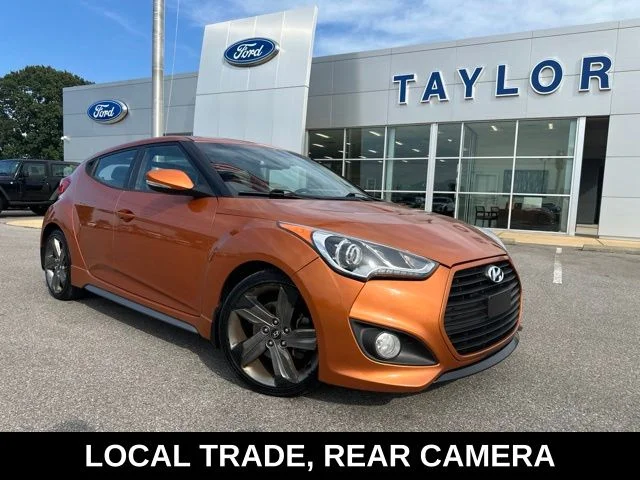 Pre-Owned 2015 Hyundai Veloster Turbo