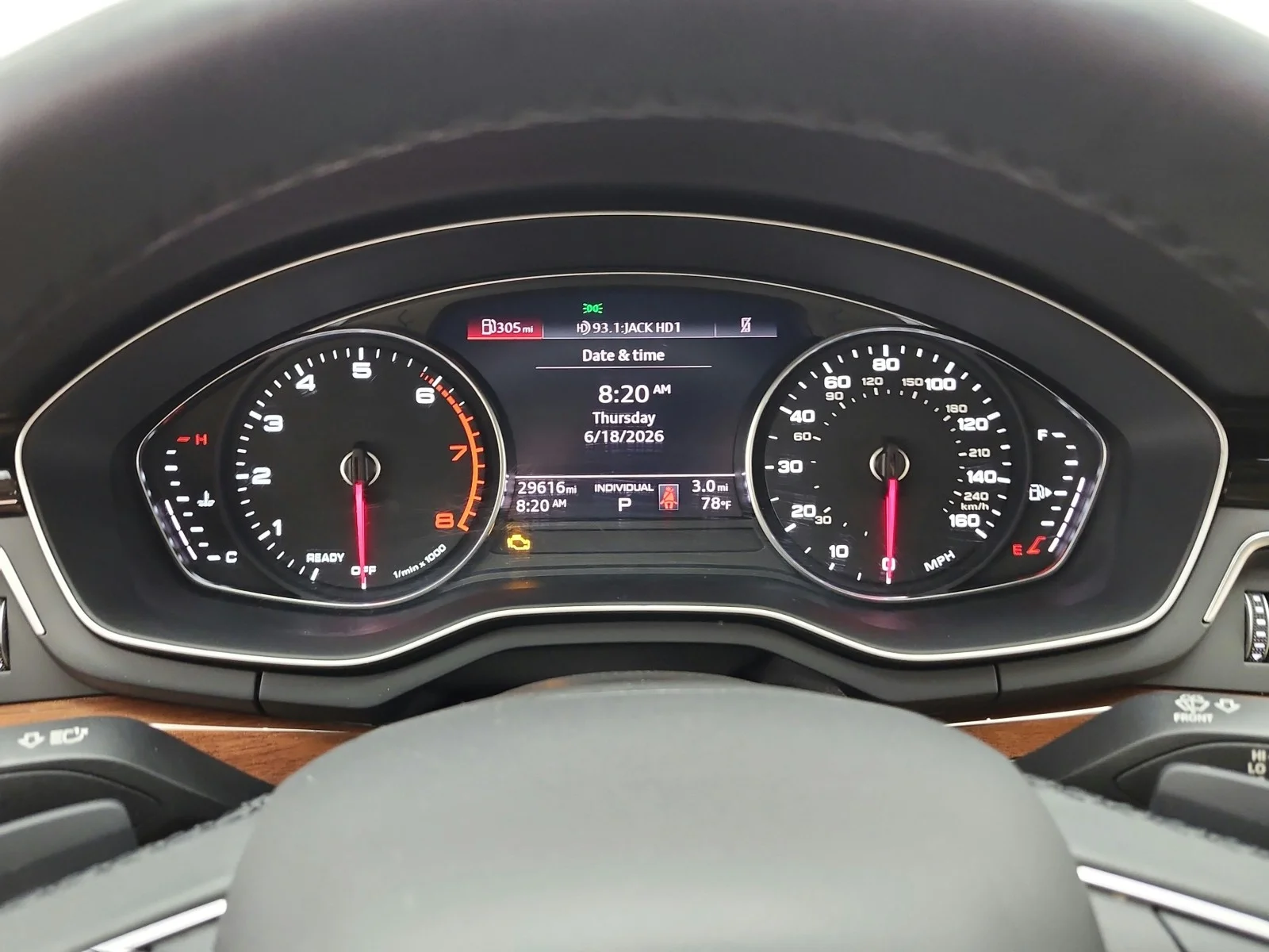 Used 2024 Glacier White Metallic Audi Premium 40 TFSI quattro image 9