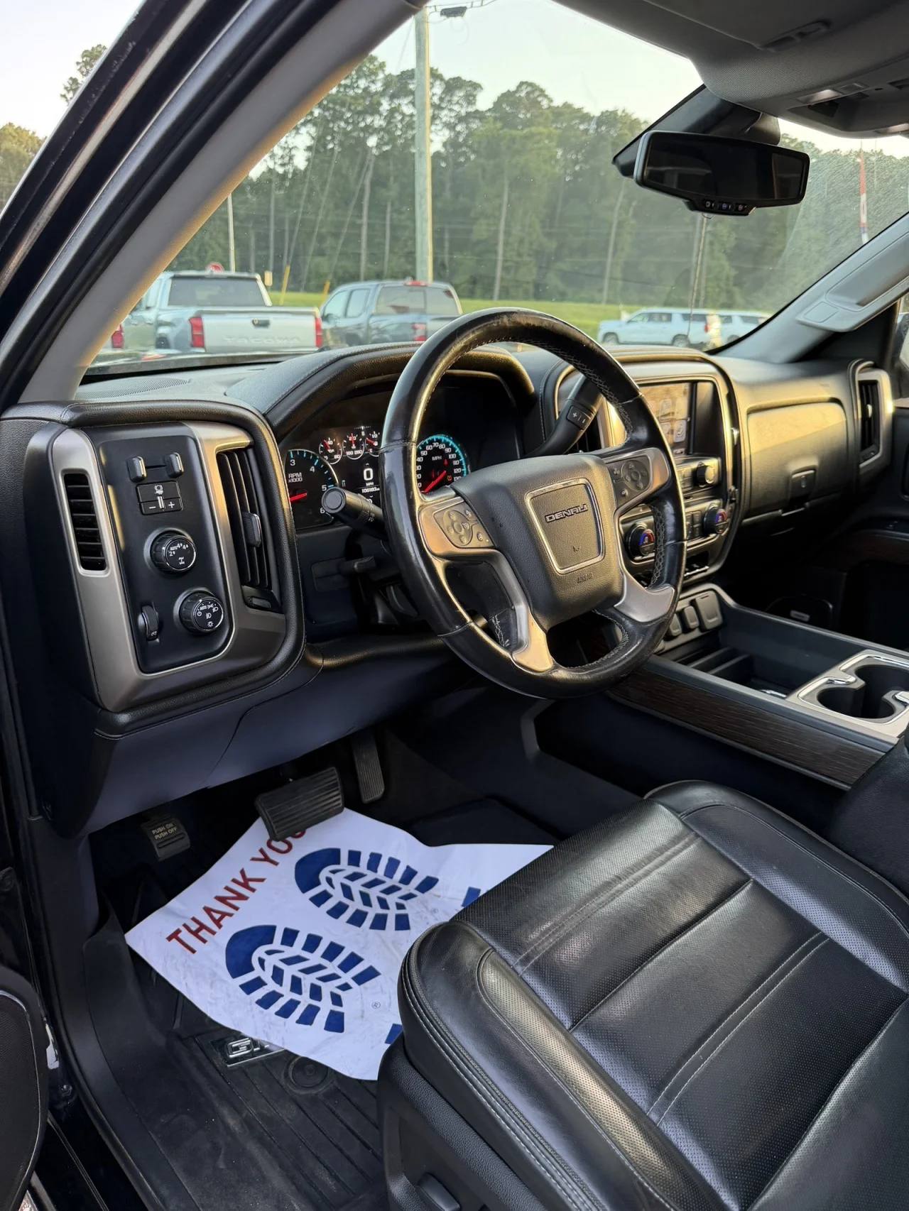 Used 2018 ONYX BLACK GMC Denali image 9