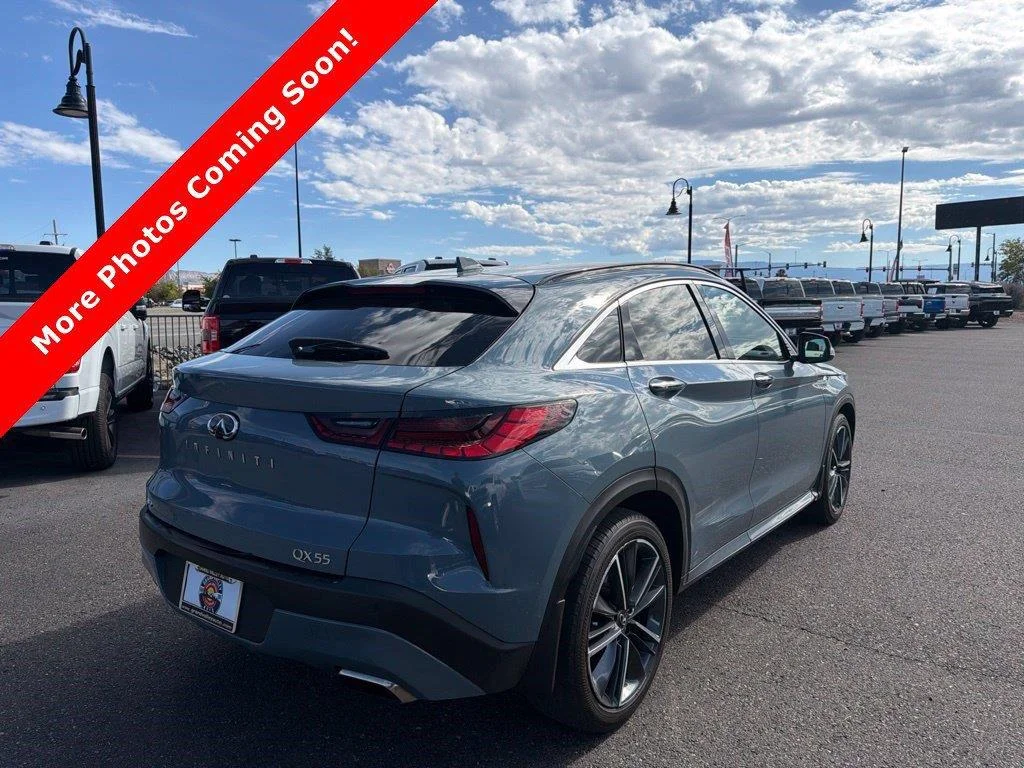 Used 2023 Slate Gray INFINITI LUXE image 2