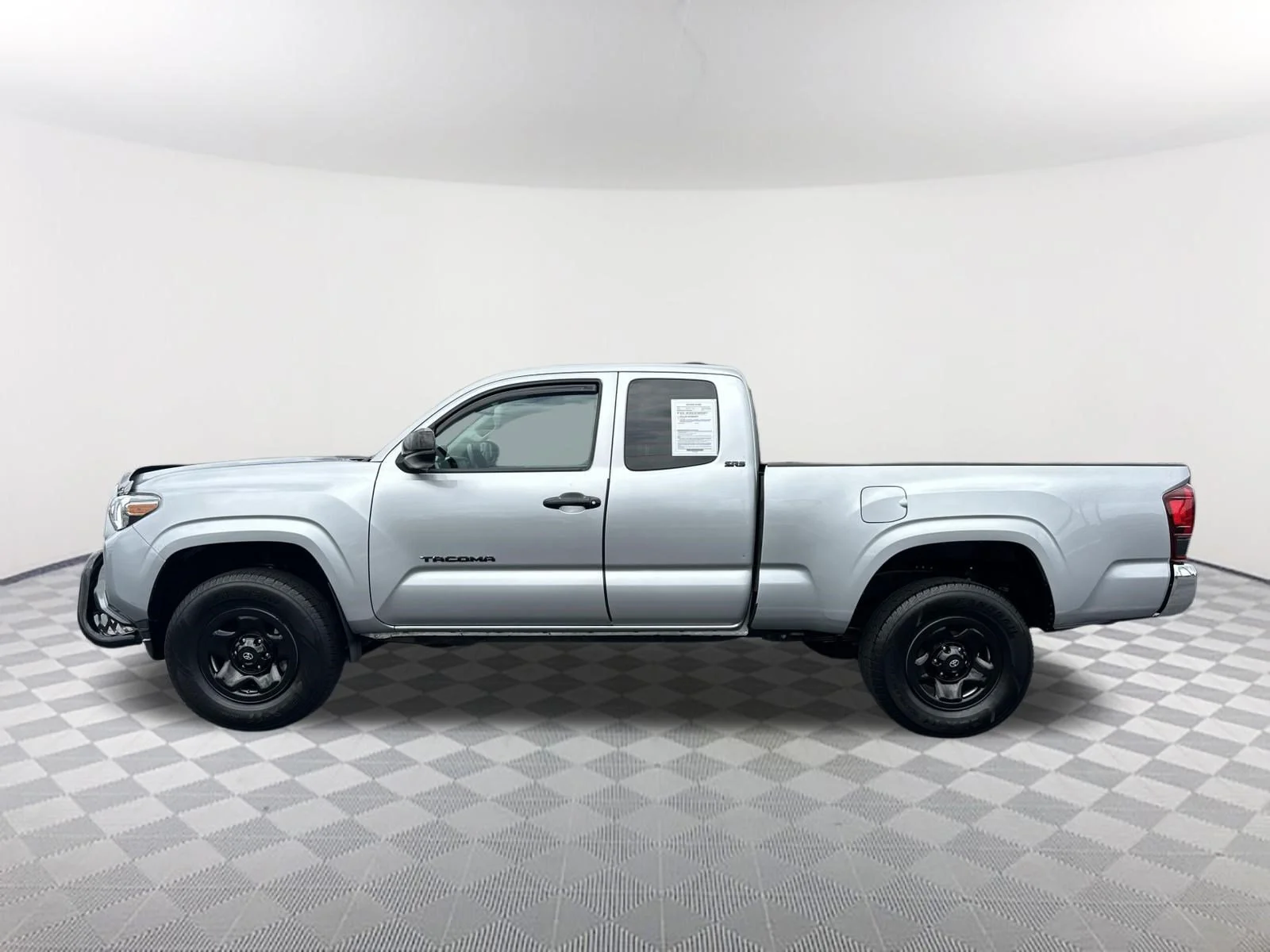 Used 2022 Celestial Silver Metallic Toyota SR5 image 8