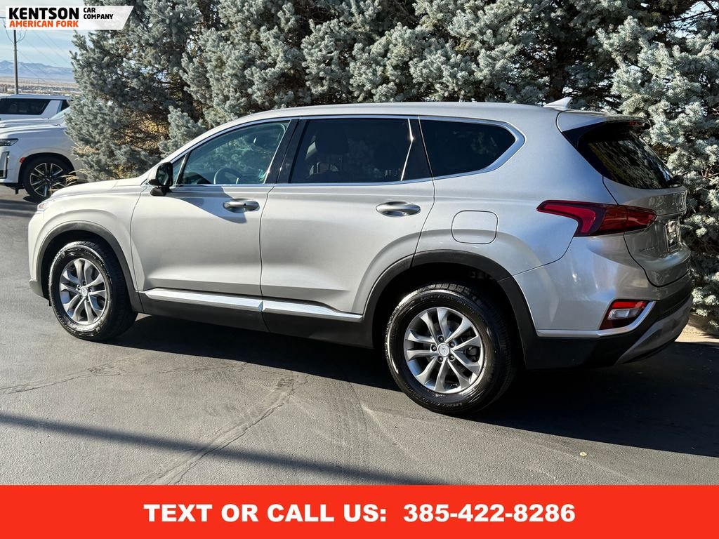 2020 Hyundai Santa Fe SEL photo 4