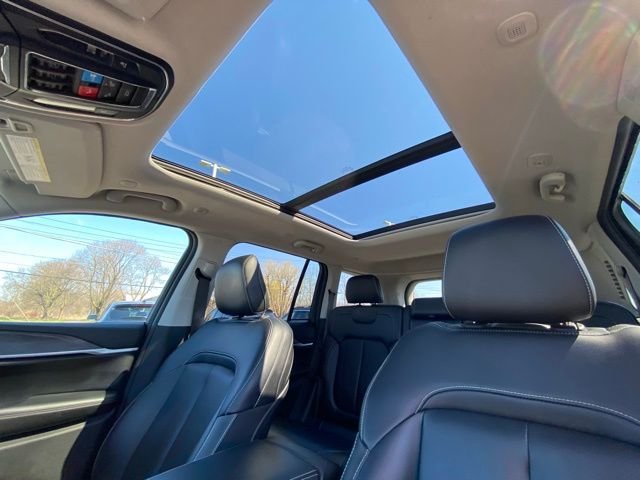 Used 2024 White Jeep Limited image 12