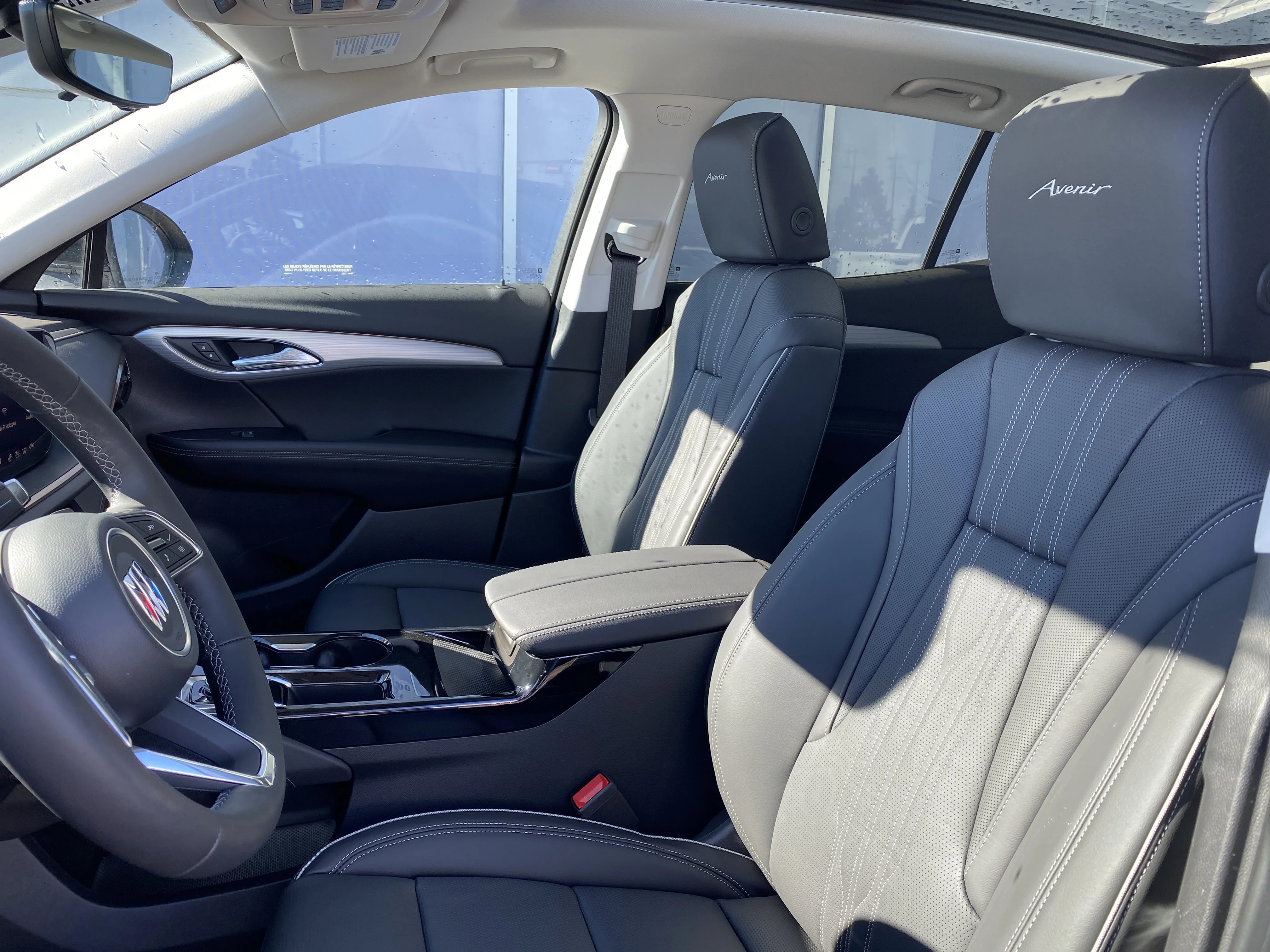 New 2026 EBONY TWILIGHT METALLIC Buick Avenir image 13