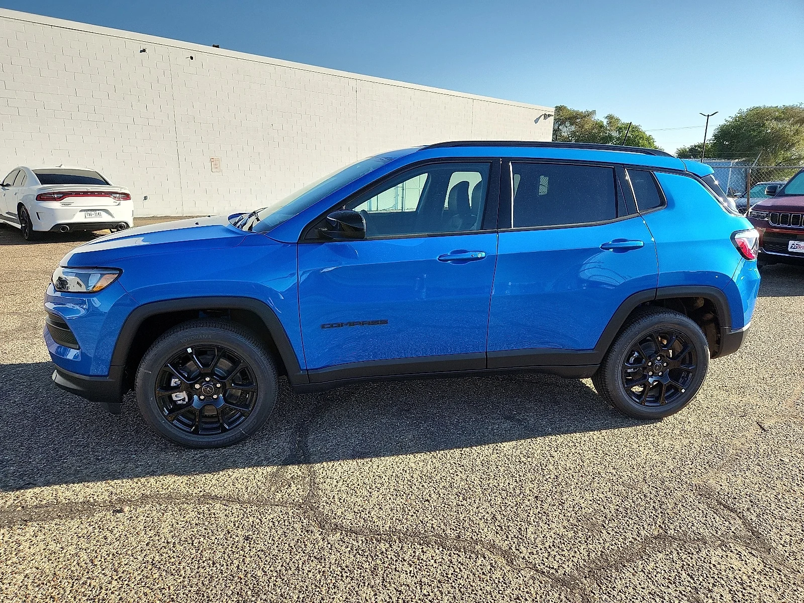 New 2026 Blue Jeep LATITUDE ALTITUDE 4X4 image 2