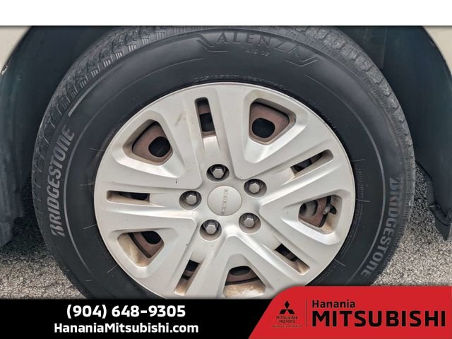 Used 2016 White Dodge SE image 11