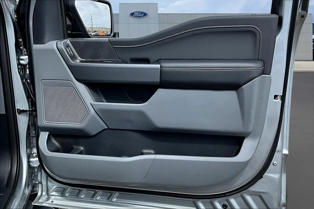 New 2026 Silver Ford XLT image 31
