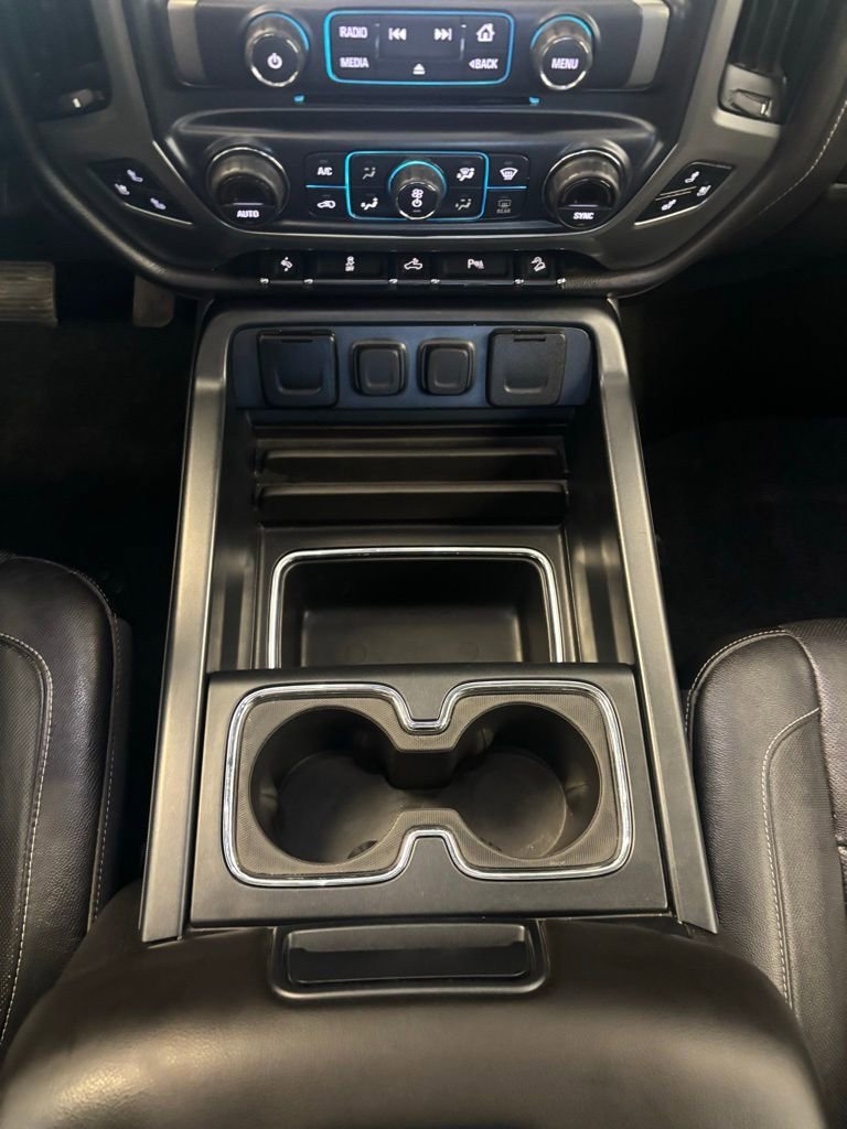 2018 Chevrolet Silverado 1500 LTZ - Photo 20