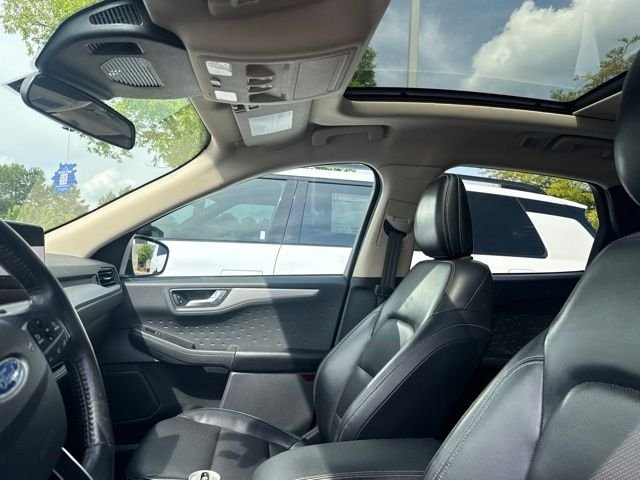 Used 2020 Blue Ford SE Sport Hybrid image 6