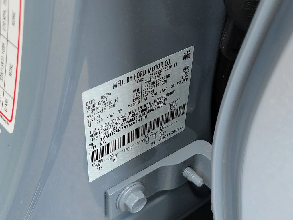 New 2026 Glacier Gray Metallic Tri-coat Ford Premium image 27