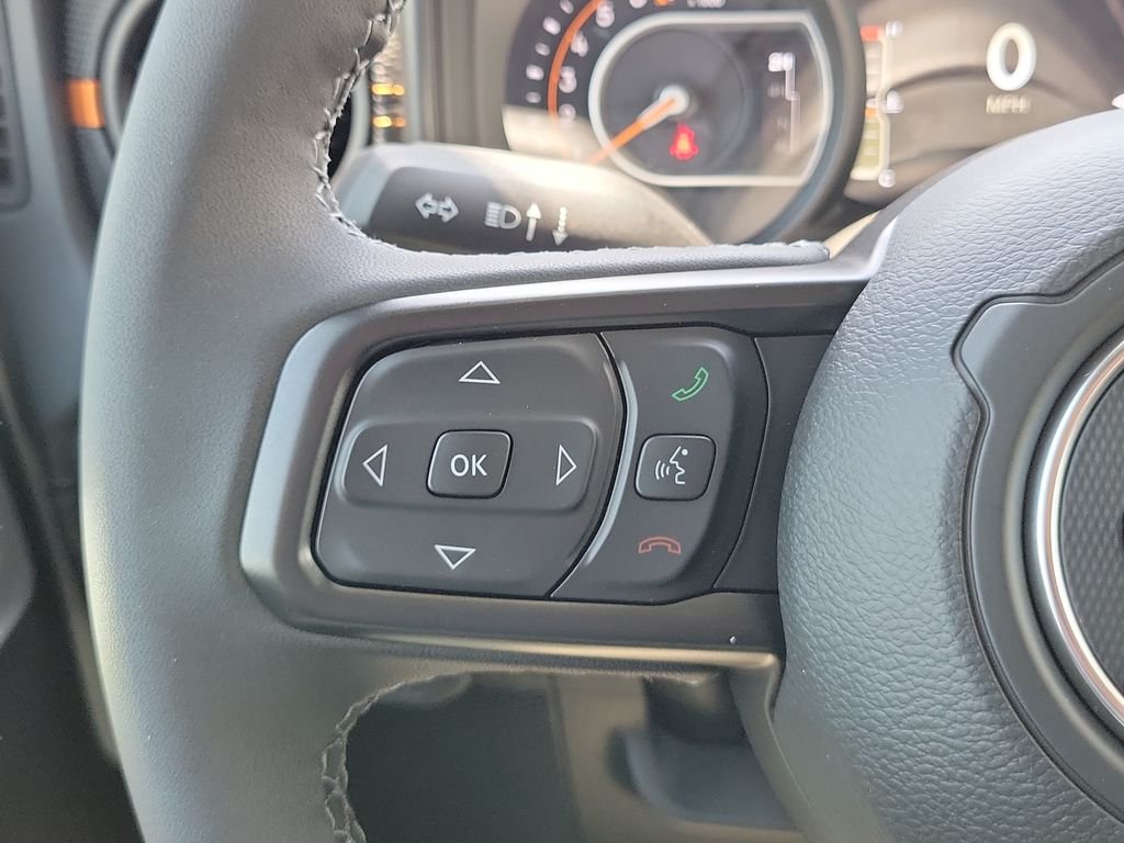 New 2026 Bright White Clearcoat Jeep Mojave image 20