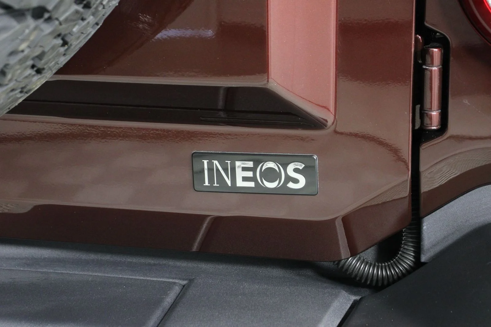 New 2026 Queens Red Metallic INEOS Fieldmaster Edition image 18