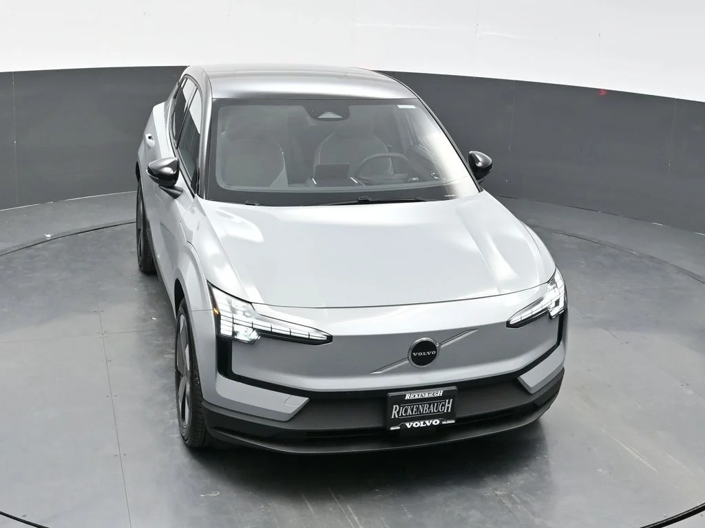 New 2026 Vapour Grey Volvo Twin Motor Performance Plus image 27