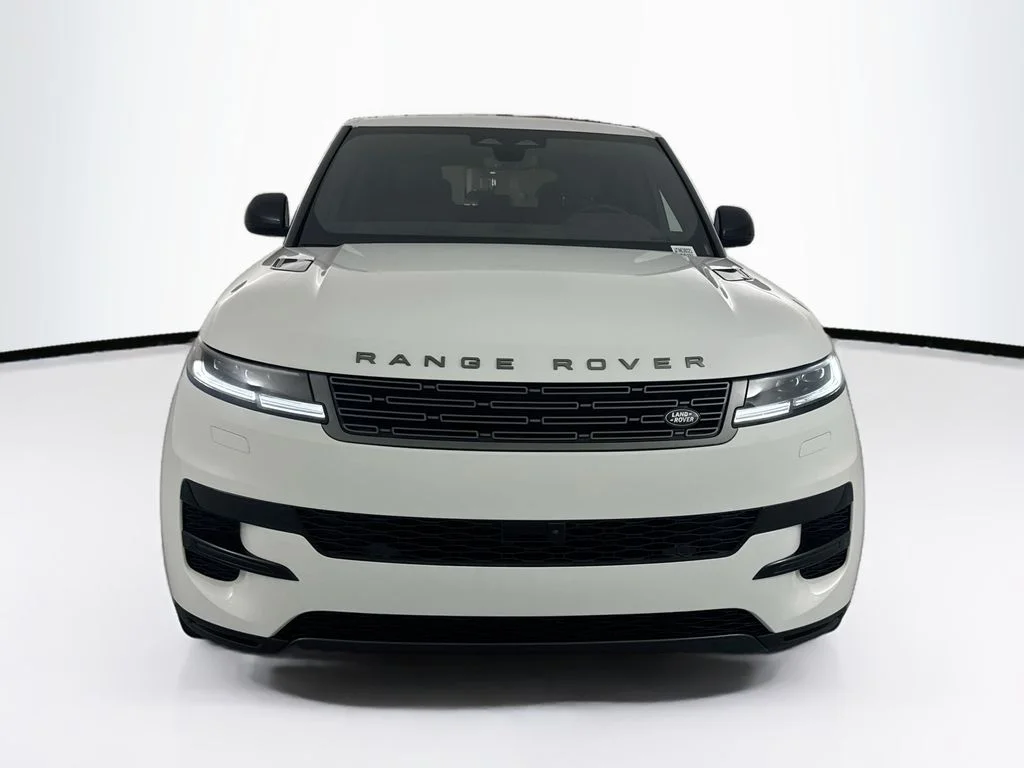 New 2026 Fuji White Land Rover SE image 2